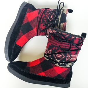 Madden Girl Aztec Buffalo Boot Slippers, Size 8.5